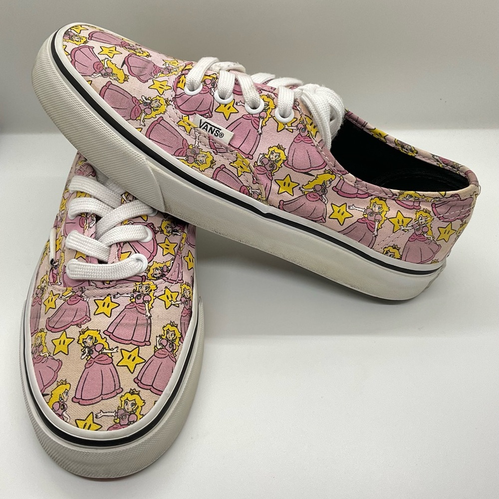 VANS x Nintendo Authentic Princess Peach Sneakers LIMITED EDITION Collab